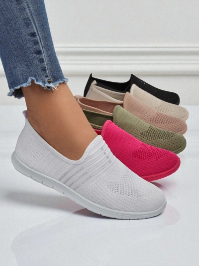 Slip-ons pour femmes blanches en tissu Callisto - chaussures légères pour le printemps et l'été
