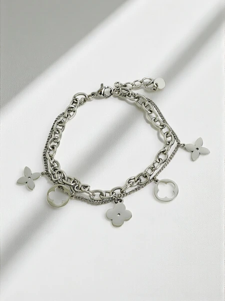 Bracelet argenté Calista avec motif floral, style italien