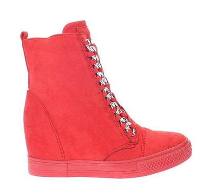 OUTLET Baskets rouges avec un coin couvert Savanetha - Chaussures