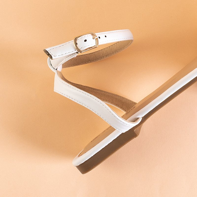 Sandales plates pour femmes blanches avec perles Lucyla - Chaussures