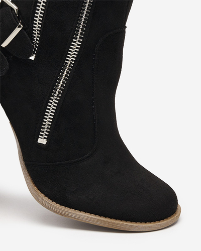 Bottes pour femmes sur le poteau en noir Ferrgo- Footwear