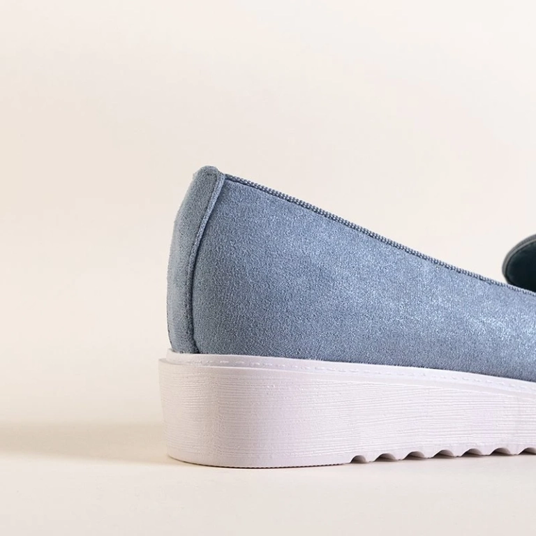 OUTLET Mocassins bleus pour femmes avec pompons et nœud Laureana - Chaussures