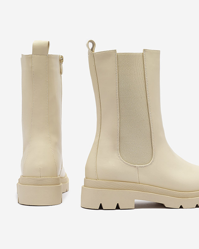 Beige bottes hautes pour femmes avec talon plat Vedesa - Vêtements