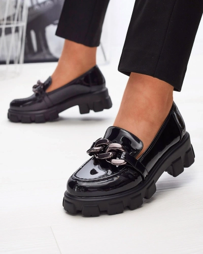 OUTLET Mocassins pour femmes en cuir écologique noir avec ornement Ivabos- Footwear
