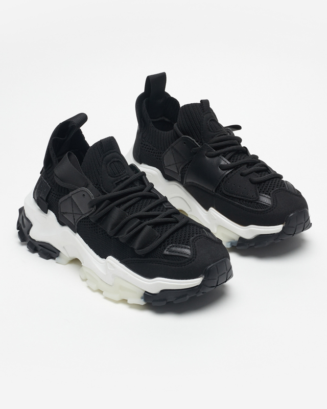 OUTLET Chaussures de sport pour femme noires sur semelle massive Tiroka - Footwear