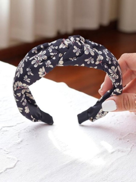 Royalfashion Bandeau avec motif floral tressé Florinda