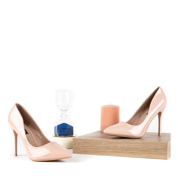 Escarpins vernis beiges sur un talon Monte Carlo - Chaussures 1