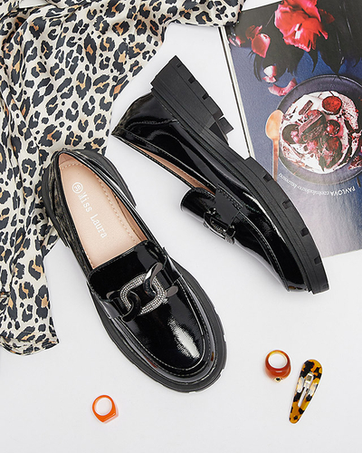 Mocassins laqués pour femmes en noir avec décoration Riferta- Footwear