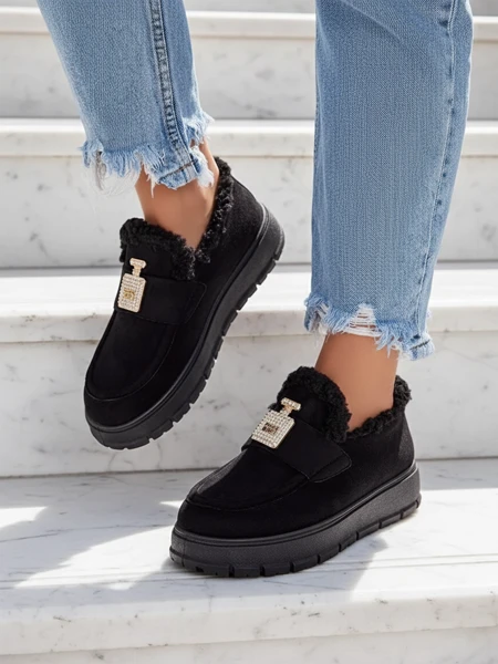 Chaussures noires Kalliope avec plateforme et fourrure