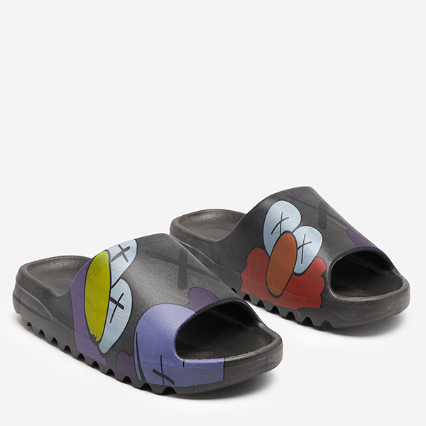 OUTLET Chaussons pour femmes en caoutchouc noir avec imprimé Pfizz-footwear