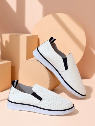 Royalfashion Chaussures de sport perforées pour femmes Musio