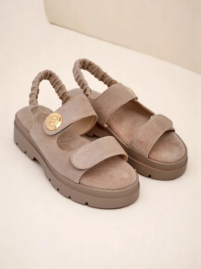 Sandales pour femmes beiges Royalfashion Callista sur plateforme en daim