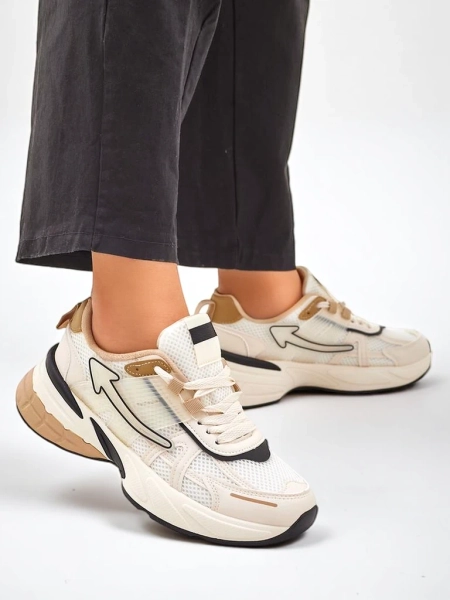 Royalfashion Baskets sportives pour femmes avec semelle épaisse Beysa