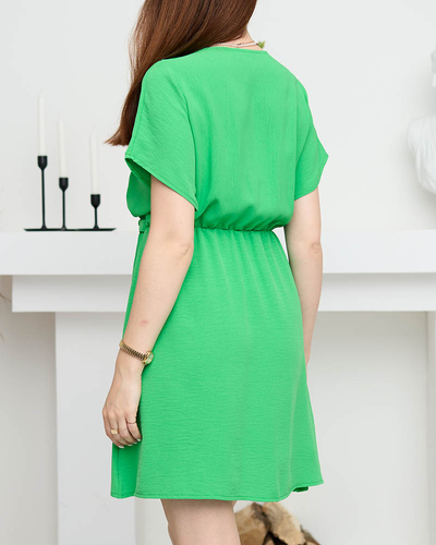 Robe verte pour femme avec une chaîne décorative - Vêtements