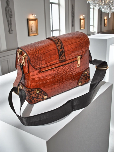 Sac à main pour femmes Callista Milano en cuir écologique verni marron