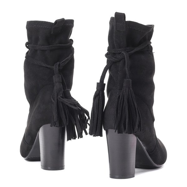 Czarne botki na słupku Gwen- Obuwie