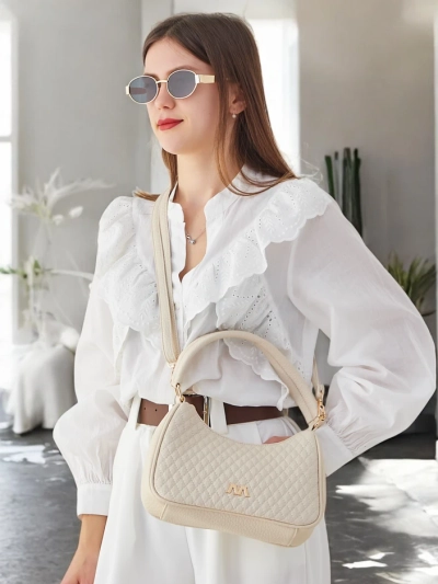 Royalfashion Sac à main pour femmes élégant en cuir écologique avec matelassage.