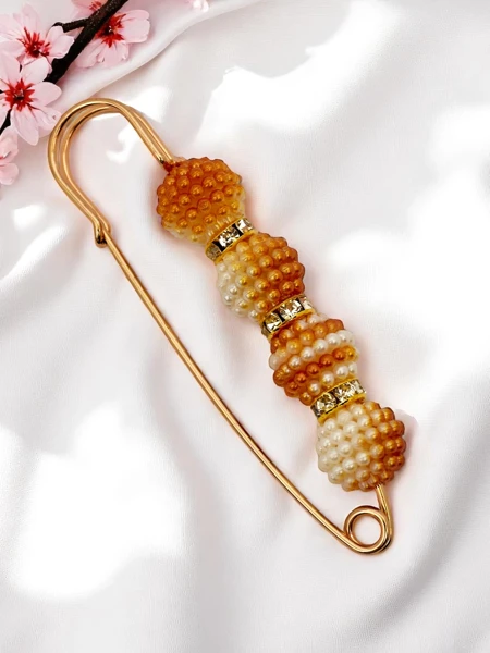 Broche décorative pour femme avec perles Quatre Perles