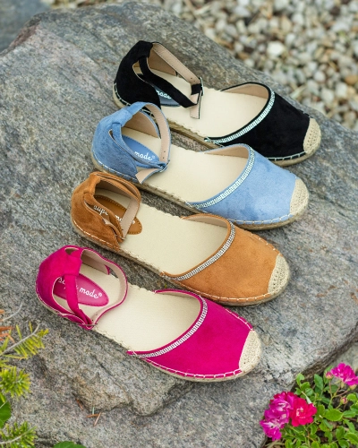 Royalfashion Espadrilles pour femmes avec zircons en bleu Rieta