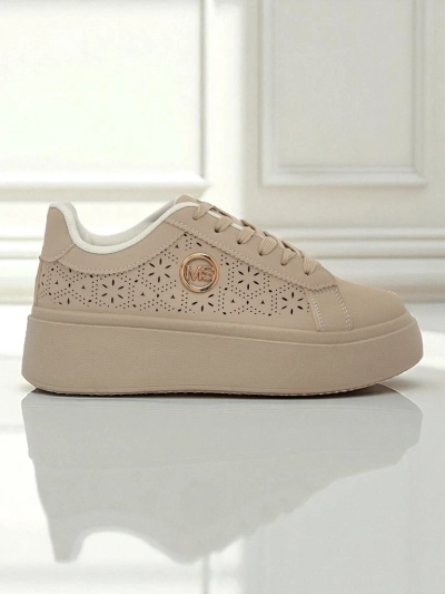 Sneakers plateforme pour femmes Callista Royalfashion écru cuir écologique