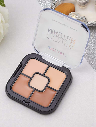 Palette de contouring mate et waterproof avec 5 correcteurs de teint nude 02
