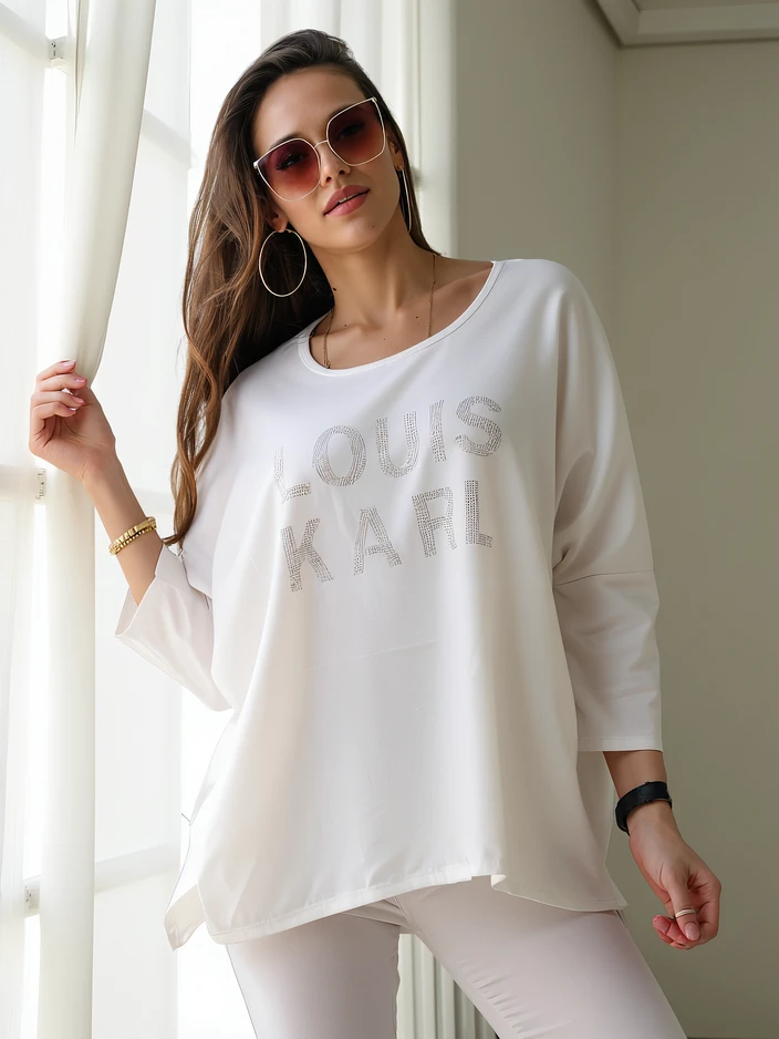 Blouse en viscose Royalfashion pour femmes avec inscriptions en strass