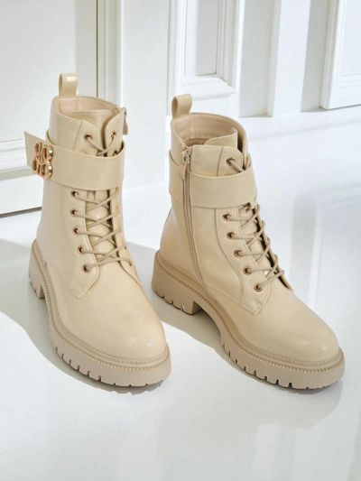 Bottines beiges Ariadne en cuir écologique avec fermeture éclair, bout rond et élégant