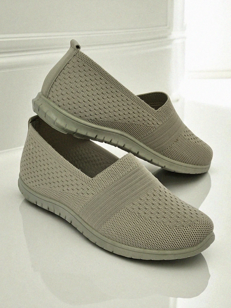 Mocassins pour femmes Gaia Verde – chaussures vertes confortables en tissu à talons plats