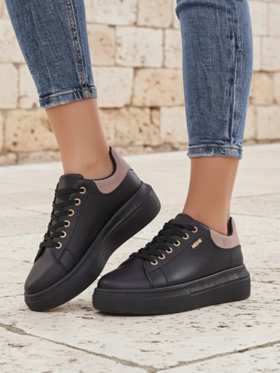 Sneakers pour femmes Callista Royalfashion noires plateformes cuir écologique