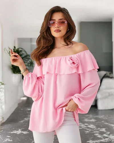 Blouse dénudée des épaules pour femmes Royalfashion avec volants et fleur