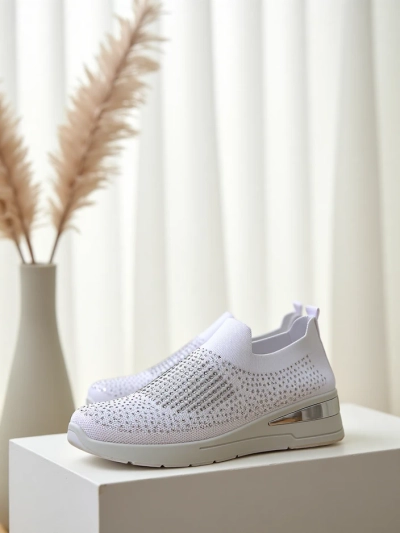Royalfashion Baskets compensées pour femmes à enfiler avec des strass Qelavise