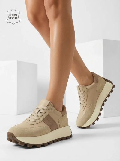 Baskets de sport pour femmes en cuir naturel Naterre