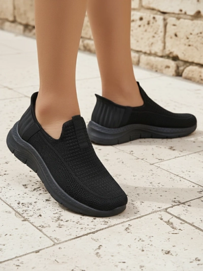 Royalfashion Chaussures de sport femme à enfiler en tissu Secat