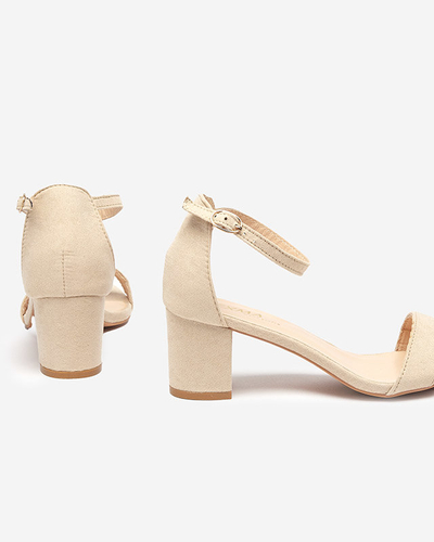 OUTLET Sandales femme beiges sur le poteau Nelino - Footwear