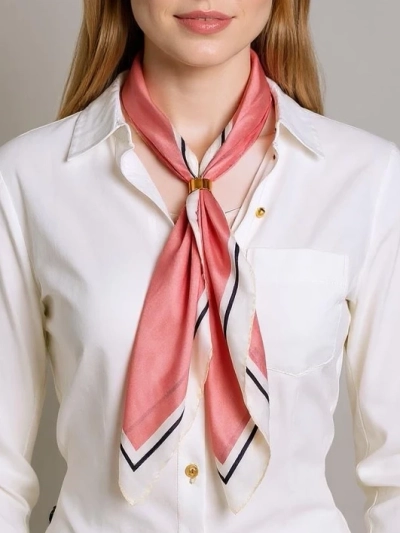 Apollonia écharpe rose pour femme en polyester 69x66 cm – style classique