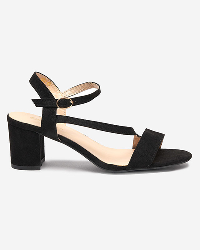 OUTLET Sandales pour femmes sur un poteau noir Klodu- Chaussures