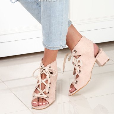 Beżowe sandały z cholewkami - Obuwie