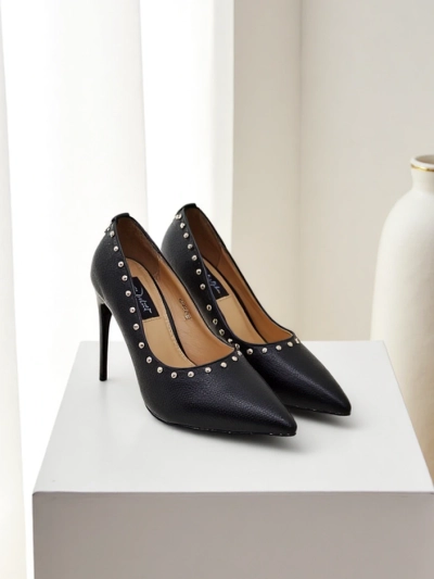 Royalfashion Escarpins femmes avec clous Koscalle