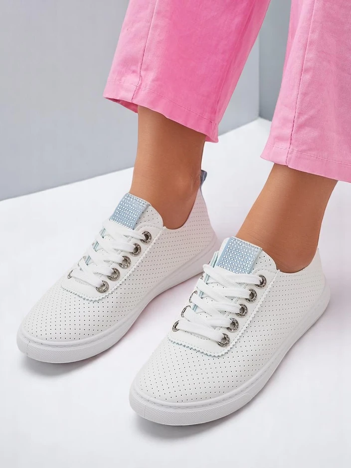 Sneakers Royalfashion pour femmes avec des strass Cytorrie