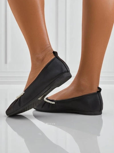 Ballerines Callisto Nero – Ballerines noires en éco-cuir avec perles, talon plat