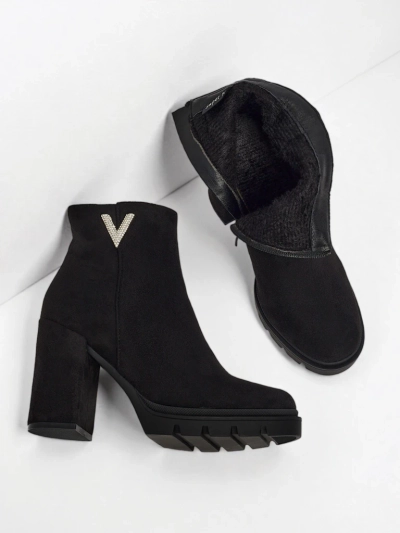 Bottines Venus Noires Élégantes pour le Printemps