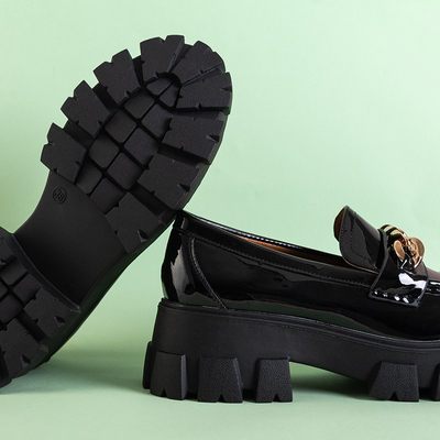 Chaussures à enfiler pour femmes laquées noires avec une chaîne Guinewra - Chaussures