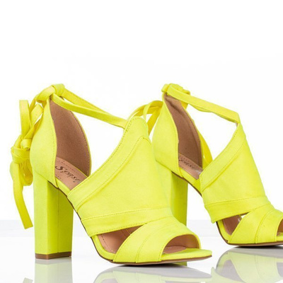 OUTLET Sandales jaune fluo sur un montant supérieur avec tige Lanaline - Chaussures