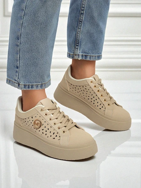 Cleo Ecru Platino – sneakers beiges à plateforme Royalfashion en cuir écologique