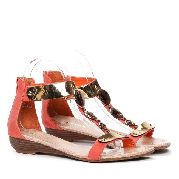 Koralowe sandałki z ozdobami - Obuwie