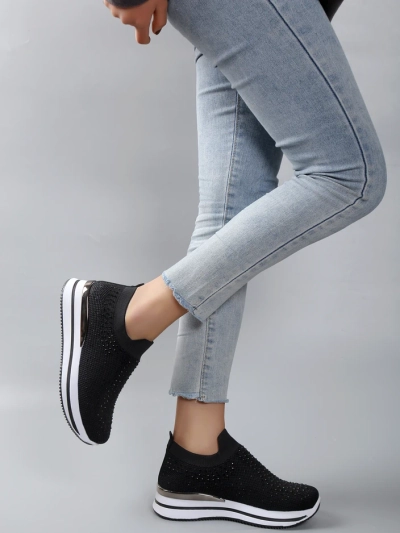 Chaussures de sport slip-on pour femmes Royalfashion avec des rhinestones Ceromie