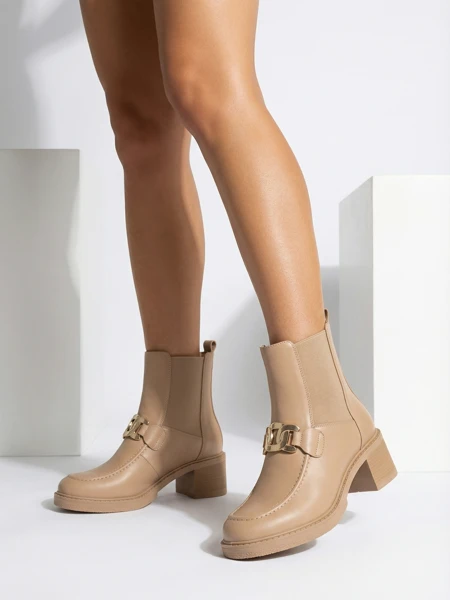 Bottines pour femmes Royalfashion avec petit talon Ewios