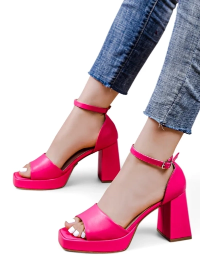 Sandales métalliques pour femmes Royalfashion Voleles