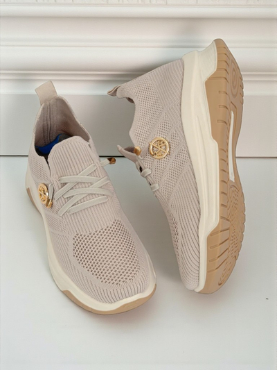 Sneakers pour femmes Royalfashion Selene – chaussures blanches confortables à semelle plate