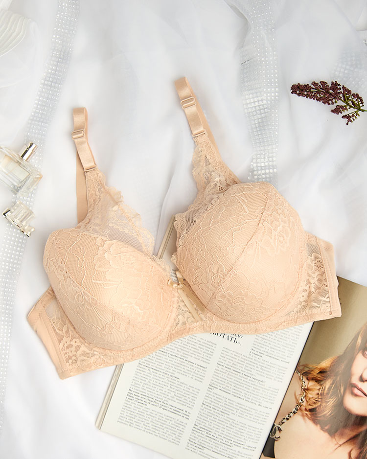 Royalfashion Soutien-gorge femme décoré de dentelle beige